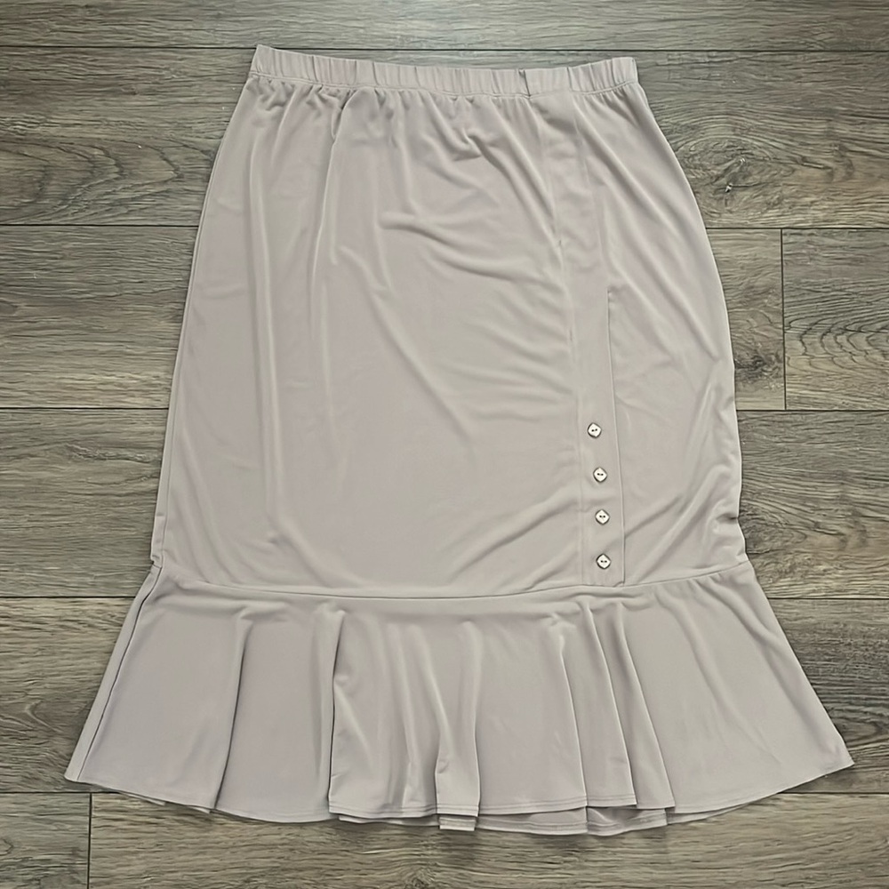 SIMONTON Says Women’s Beige Hight Waist Elastic Band Mermaid Skirt Size M Plus